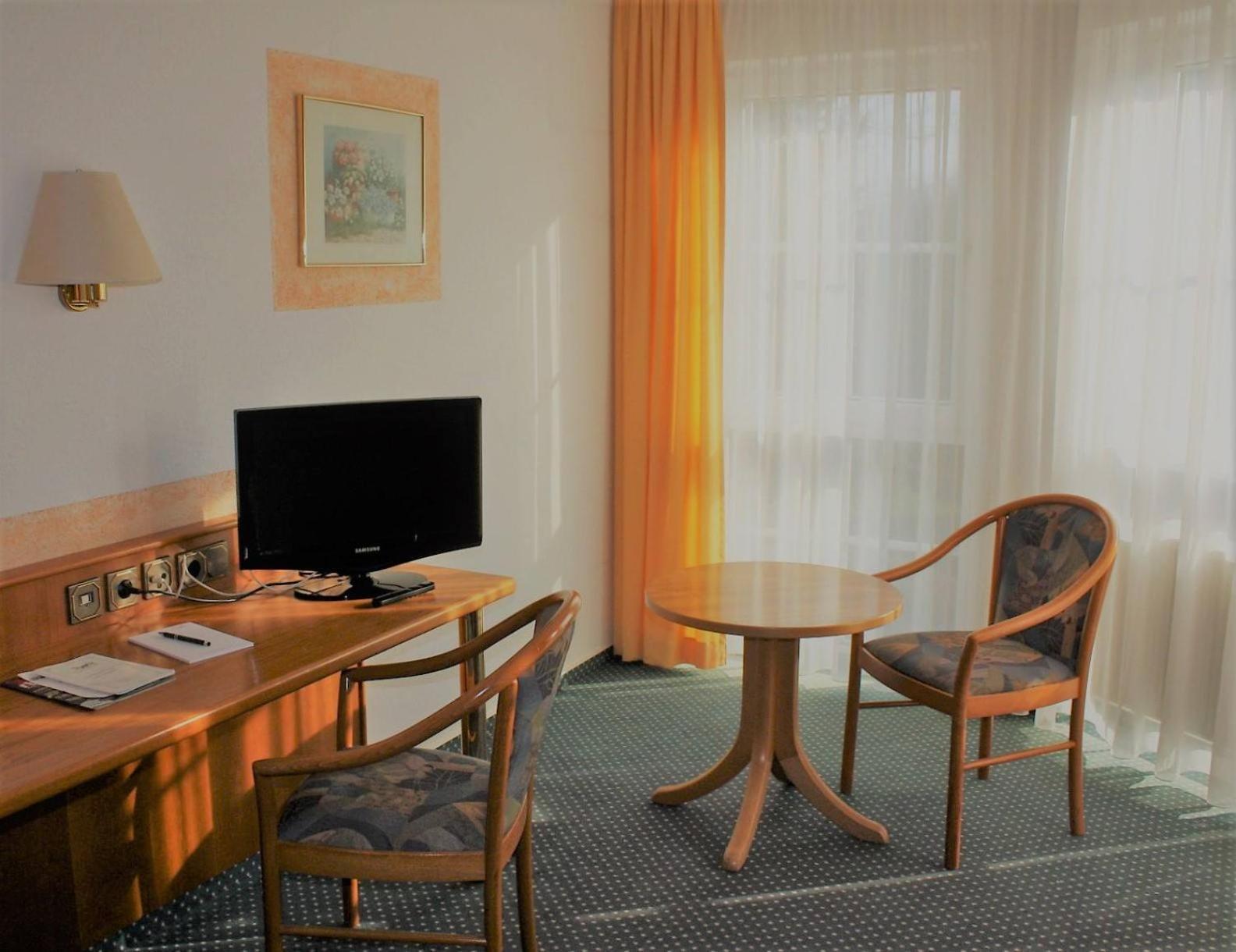 Hotel Schoene Aussicht Gießen Eksteriør bilde