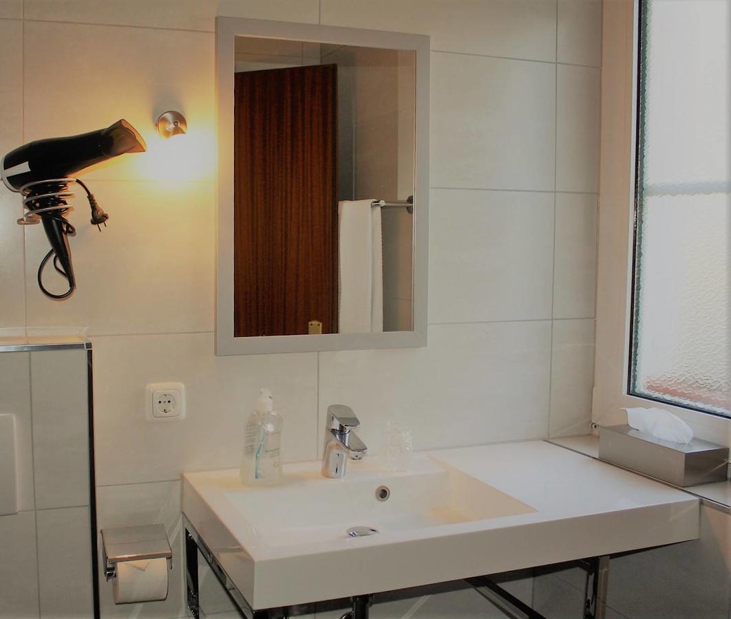 Hotel Schoene Aussicht Gießen Eksteriør bilde